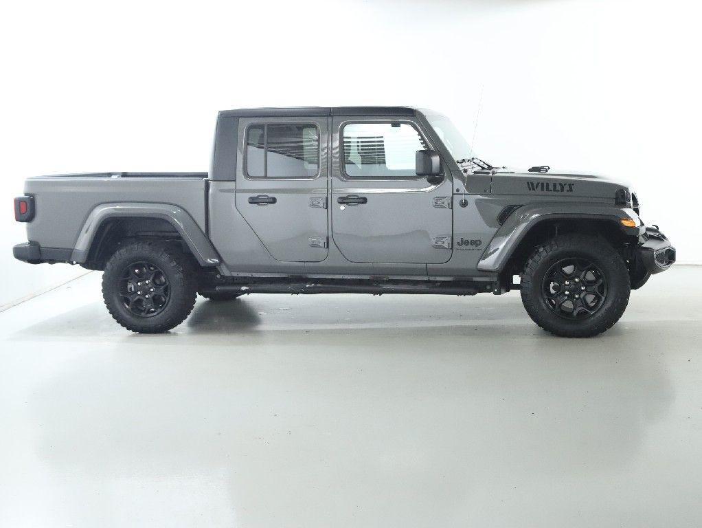used 2023 Jeep Gladiator car, priced at $33,796