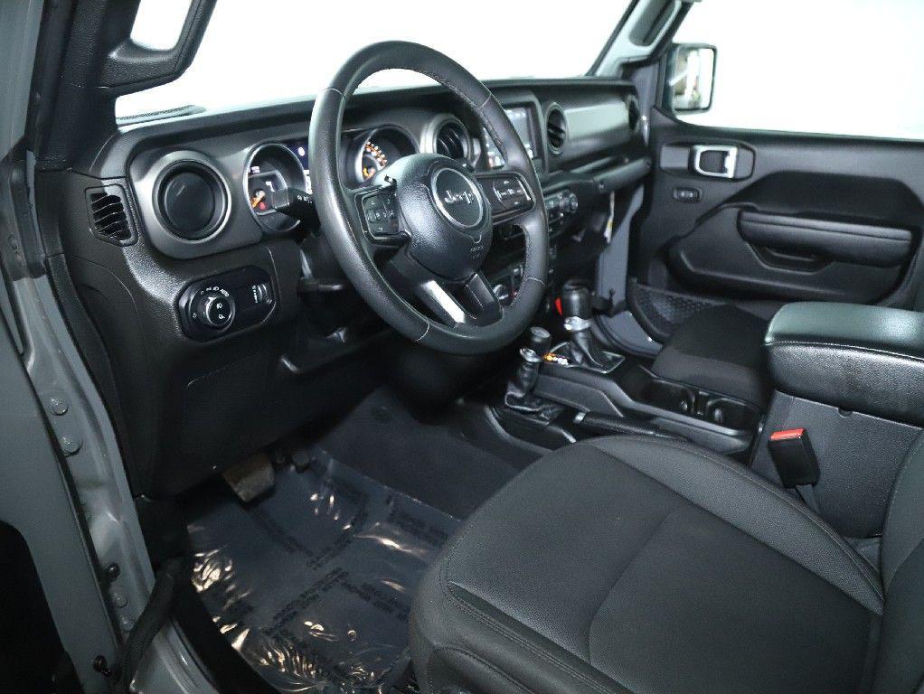 used 2023 Jeep Gladiator car, priced at $33,796