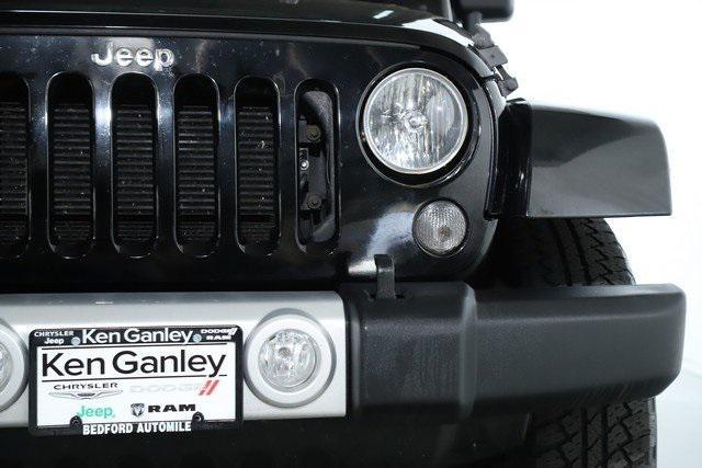 used 2015 Jeep Wrangler Unlimited car, priced at $18,895