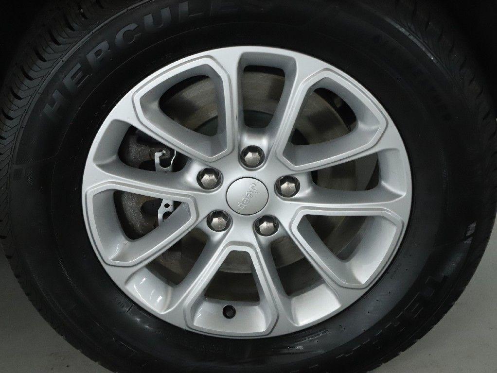 used 2021 Jeep Grand Cherokee car, priced at $25,998