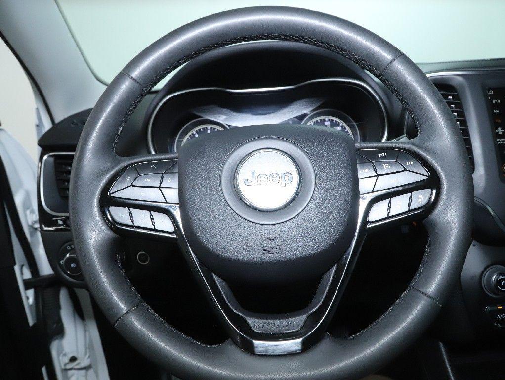 used 2023 Jeep Cherokee car, priced at $21,998