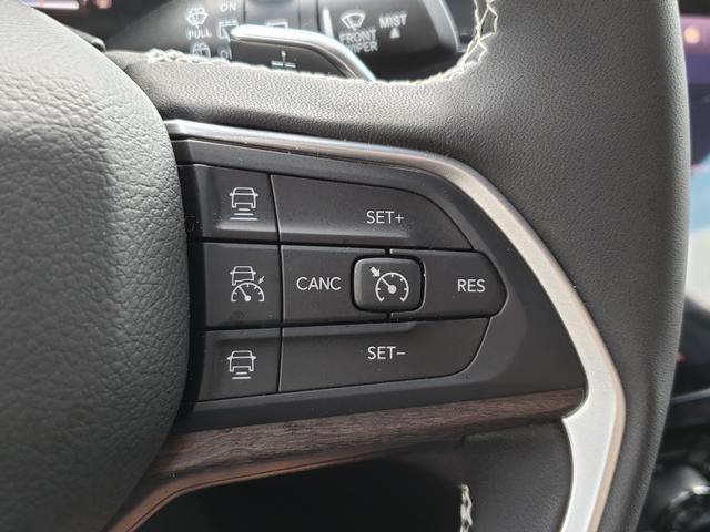 new 2025 Jeep Grand Cherokee car, priced at $38,956