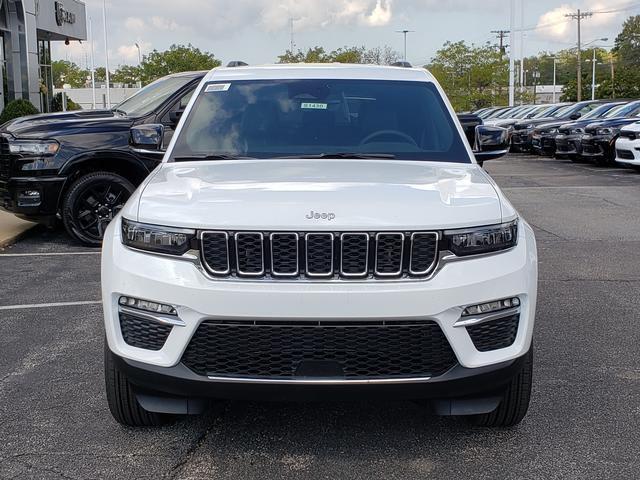 new 2025 Jeep Grand Cherokee car, priced at $38,956
