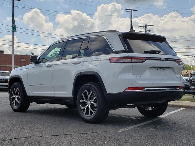 new 2025 Jeep Grand Cherokee car, priced at $38,956