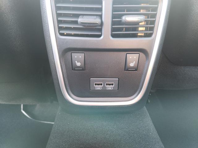 new 2023 Chrysler 300 car, priced at $36,491