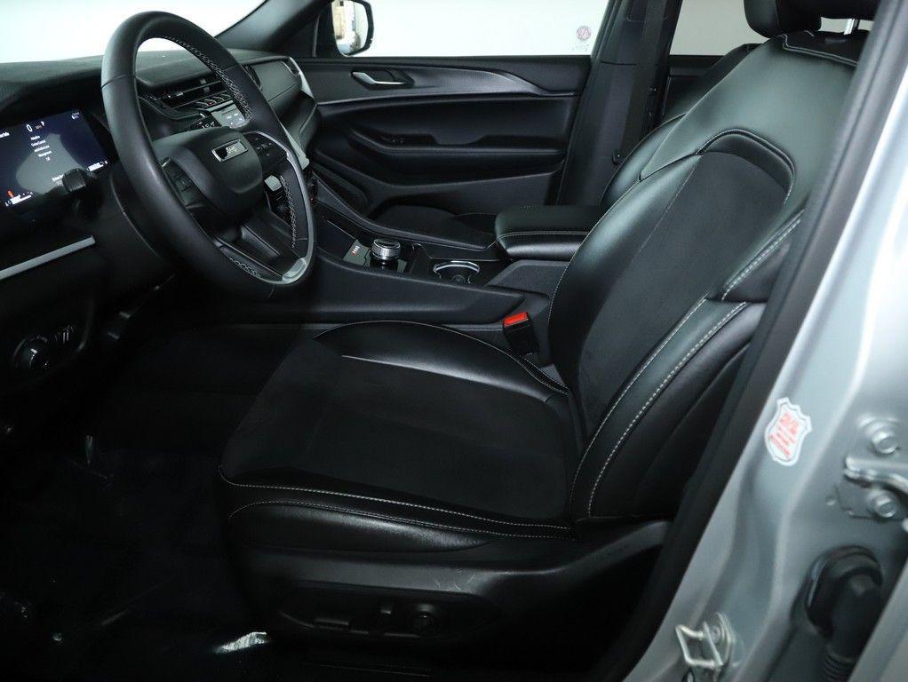 used 2024 Jeep Grand Cherokee L car, priced at $31,986