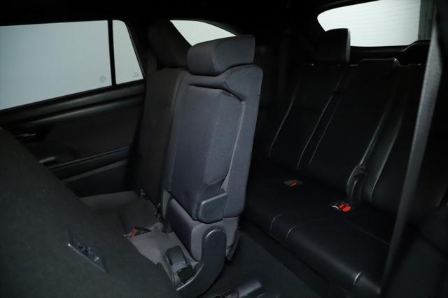 used 2022 Toyota Highlander car, priced at $29,591