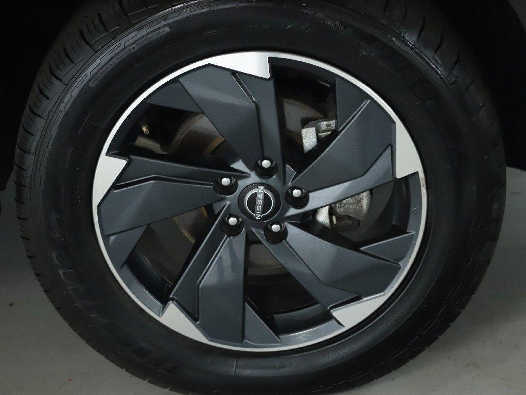 used 2024 Nissan Rogue car, priced at $23,322
