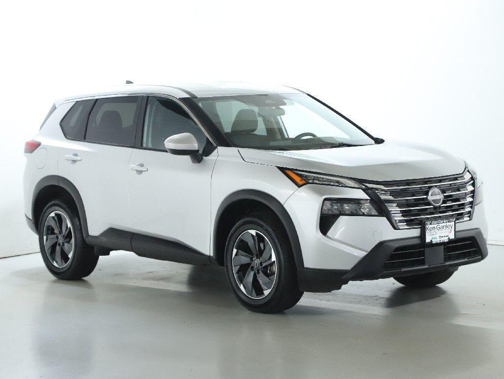 used 2024 Nissan Rogue car, priced at $23,322
