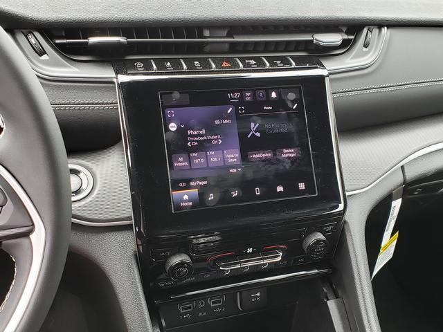 new 2025 Jeep Grand Cherokee car, priced at $37,767