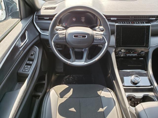 new 2025 Jeep Grand Cherokee L car, priced at $43,365