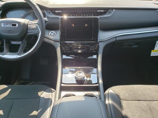 new 2025 Jeep Grand Cherokee L car, priced at $43,365
