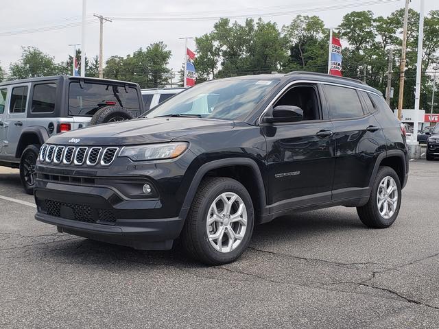 new 2024 Jeep Compass car, priced at $35,035