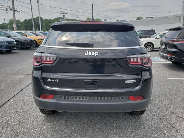 new 2024 Jeep Compass car, priced at $28,588