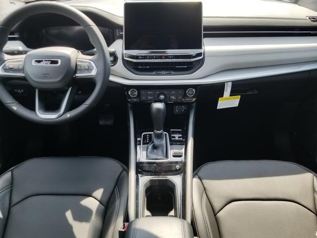 new 2025 Jeep Compass car, priced at $35,800