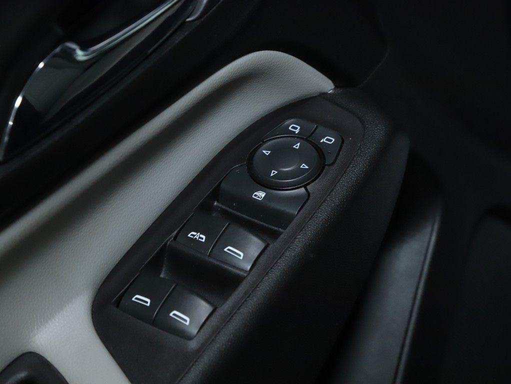 used 2020 Chevrolet Equinox car, priced at $18,641