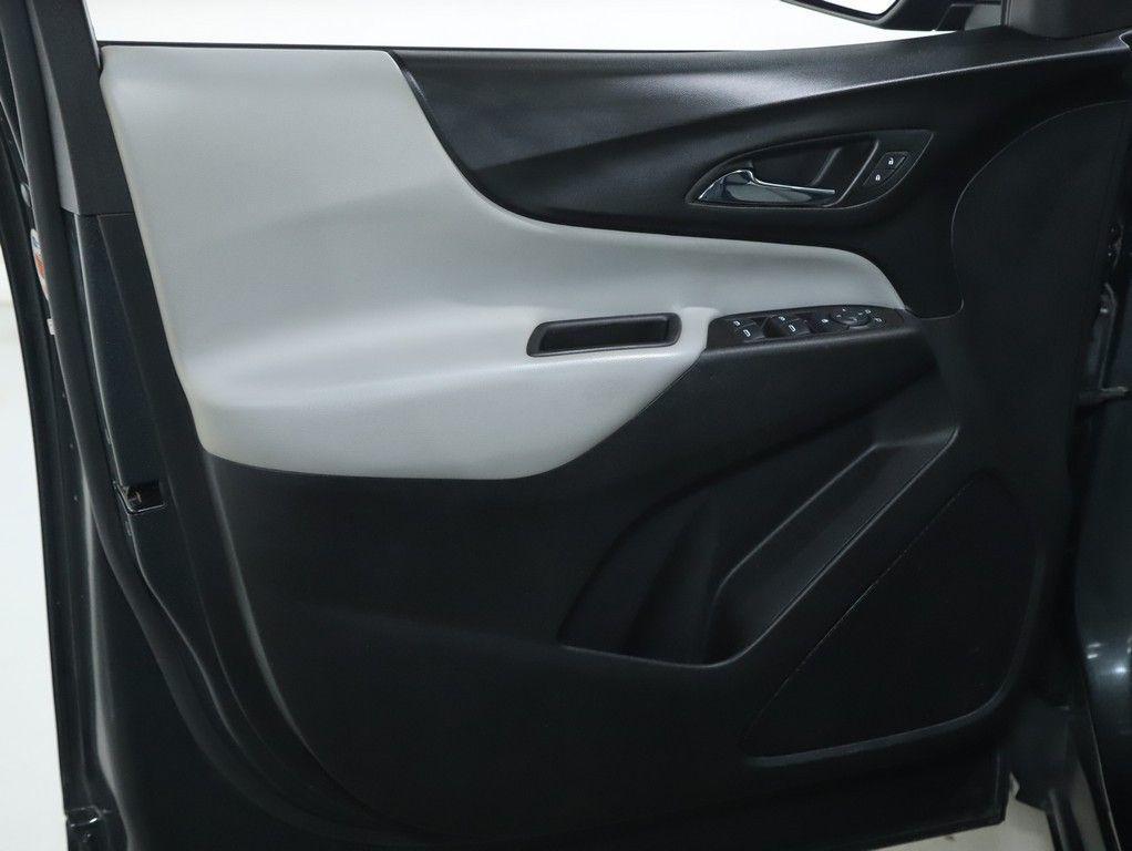 used 2020 Chevrolet Equinox car, priced at $18,641