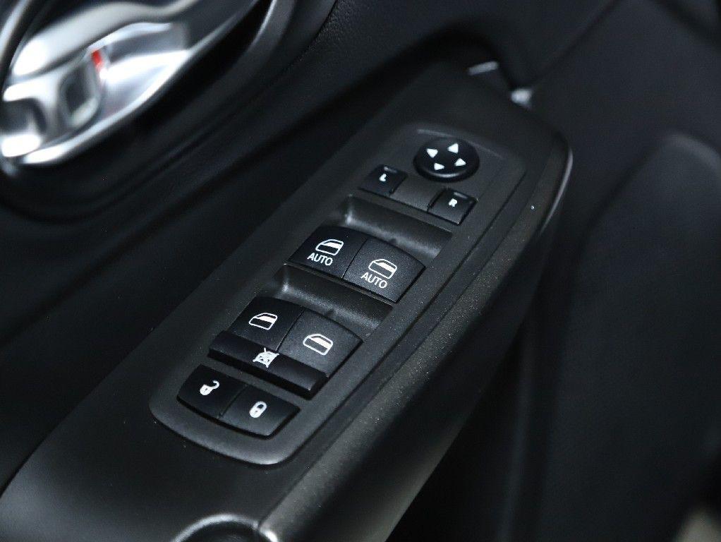 used 2022 Jeep Cherokee car, priced at $27,896