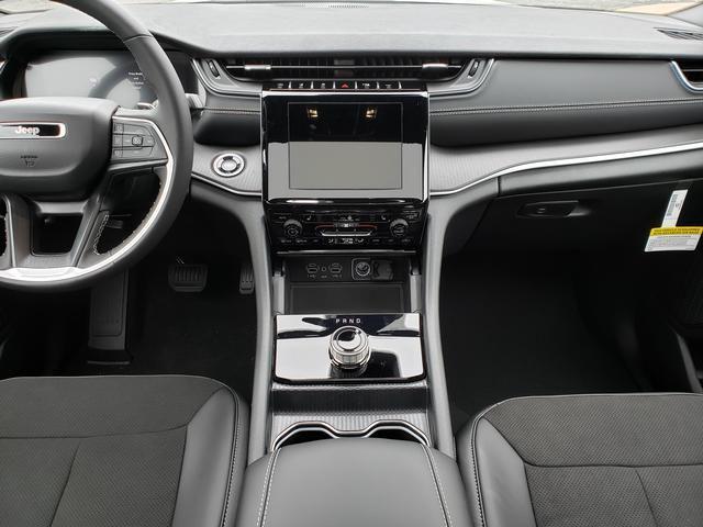 new 2025 Jeep Grand Cherokee L car, priced at $42,349