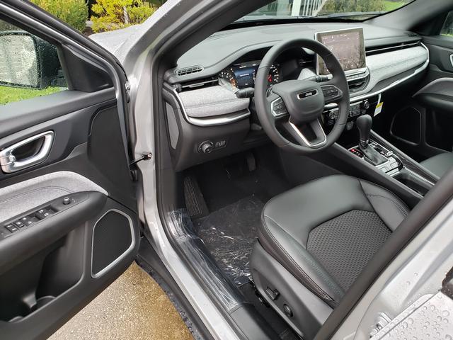 new 2024 Jeep Compass car, priced at $30,557