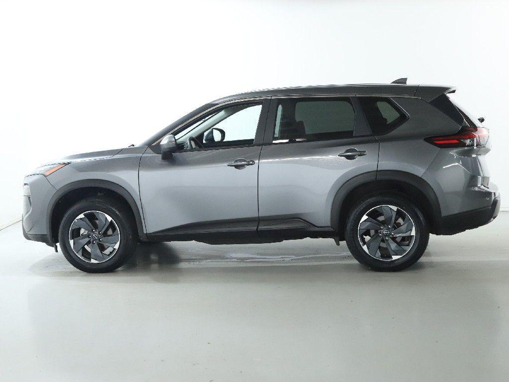 used 2024 Nissan Rogue car, priced at $21,989