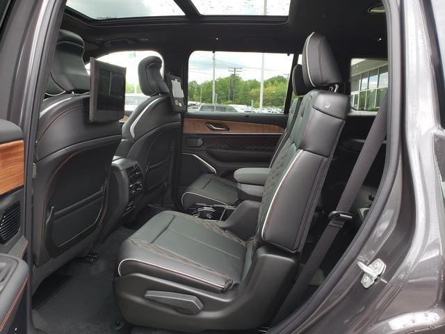 new 2025 Jeep Grand Cherokee L car, priced at $67,625