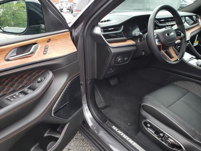 new 2025 Jeep Grand Cherokee L car, priced at $67,625