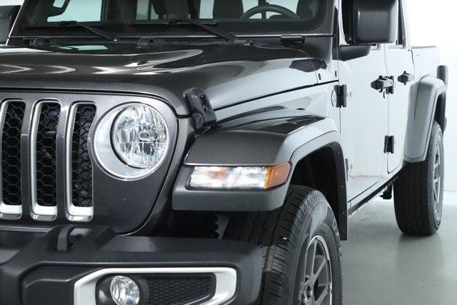 used 2023 Jeep Gladiator car, priced at $30,989