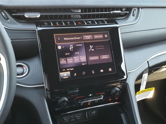 new 2025 Jeep Grand Cherokee car, priced at $33,864