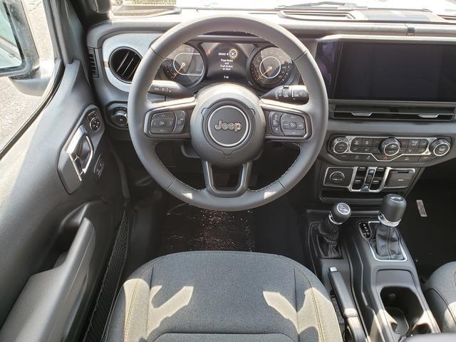 new 2025 Jeep Wrangler car, priced at $42,531