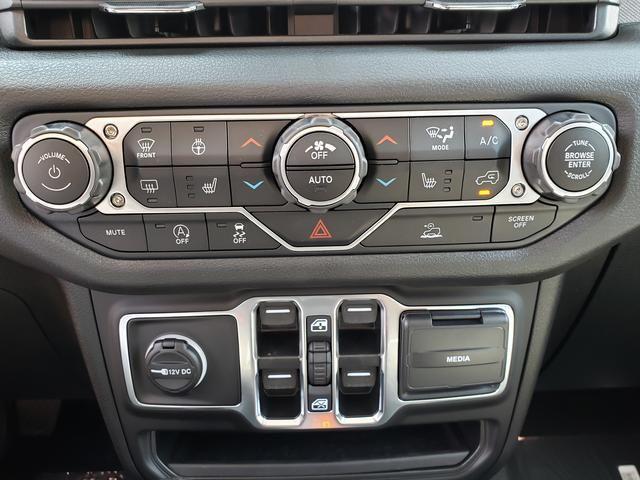 new 2025 Jeep Wrangler car, priced at $42,531