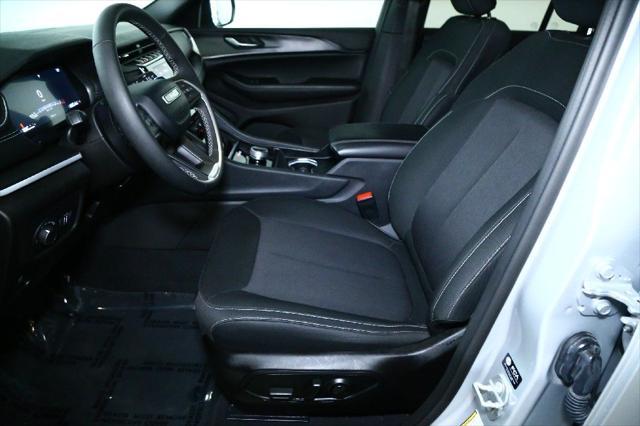 used 2024 Jeep Grand Cherokee car, priced at $36,289