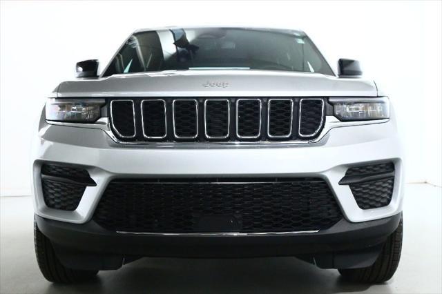 used 2024 Jeep Grand Cherokee car, priced at $36,289