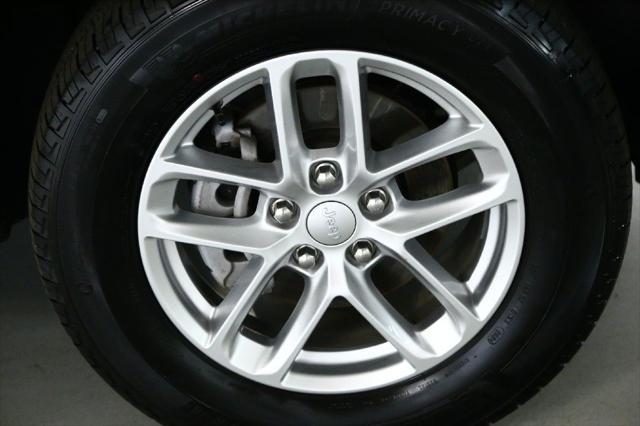 used 2024 Jeep Grand Cherokee car, priced at $36,289