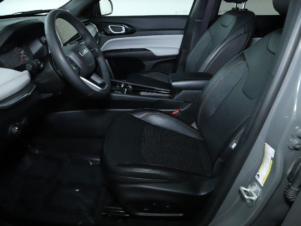used 2023 Jeep Compass car, priced at $25,873