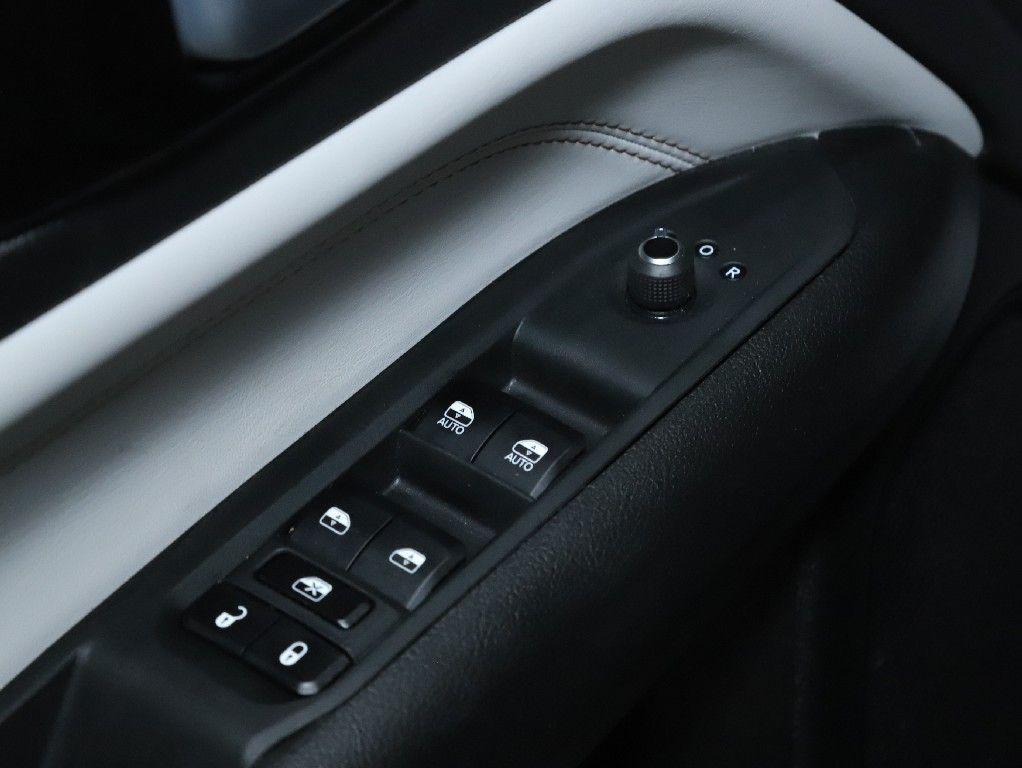 used 2023 Jeep Compass car, priced at $25,873
