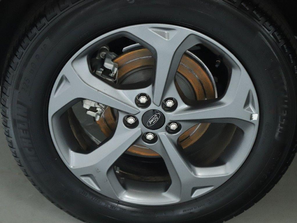 used 2025 Ford Escape car, priced at $24,986