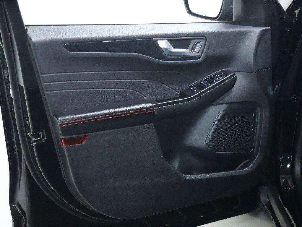 used 2025 Ford Escape car, priced at $24,986