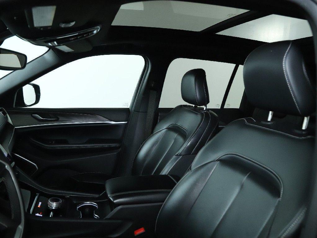 used 2024 Jeep Grand Cherokee 4xe car, priced at $27,987