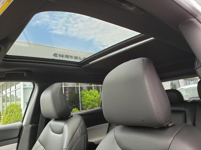 new 2025 Jeep Compass car, priced at $34,615