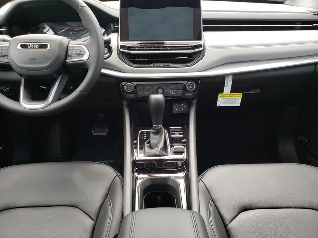 new 2025 Jeep Compass car, priced at $34,615