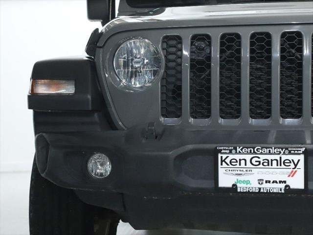 used 2020 Jeep Gladiator car, priced at $29,286