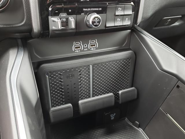 new 2025 Ram 1500 car, priced at $52,832