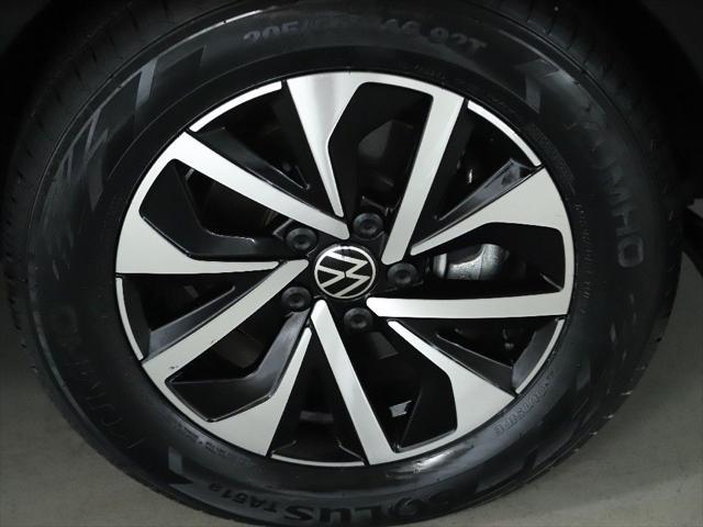used 2024 Volkswagen Jetta car, priced at $20,988