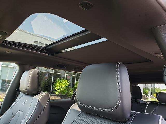 new 2025 Chrysler Pacifica car, priced at $49,411