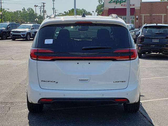 new 2025 Chrysler Pacifica car, priced at $49,411