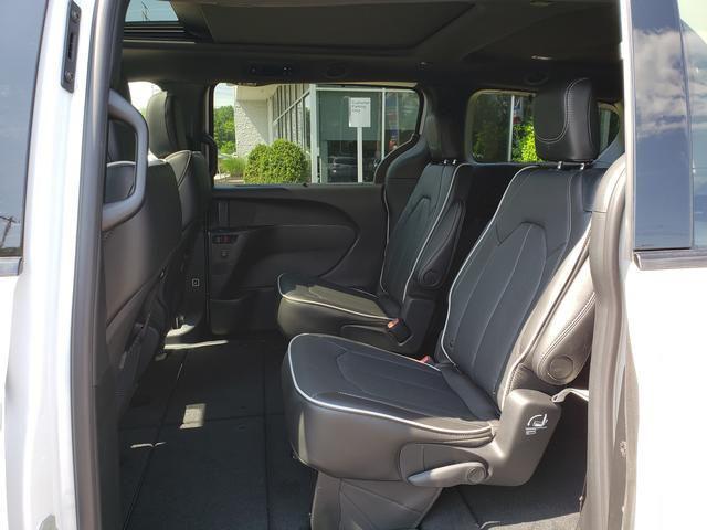 new 2025 Chrysler Pacifica car, priced at $49,411