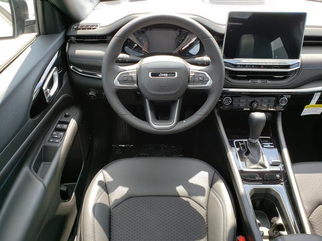 new 2025 Jeep Compass car, priced at $35,015