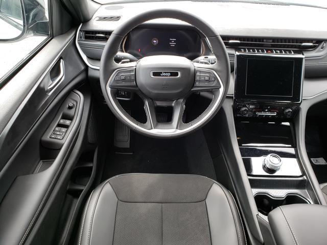 new 2025 Jeep Grand Cherokee L car, priced at $42,829
