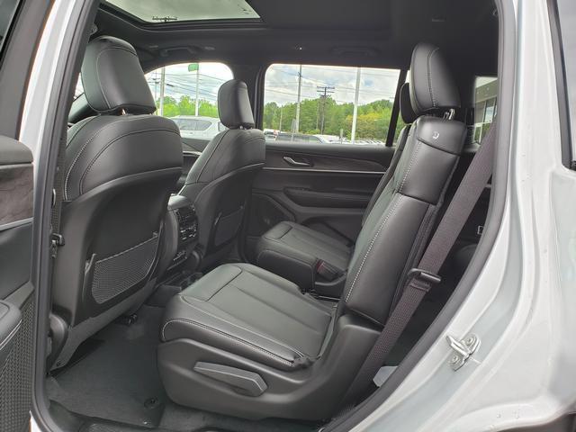 new 2025 Jeep Grand Cherokee L car, priced at $49,435